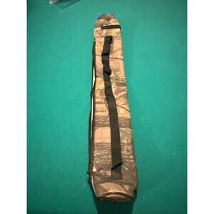 Camo Insulated Soft Cooler Bag – Holds 6 Cans, Hunting/Fishing Beverage Carrier